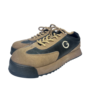 Sapatilhas castanhas e pretas | Kilograma