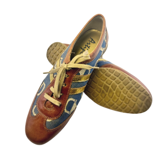 Sapatos de pele castanhos e azuis | Kilograma