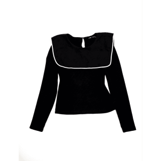 Blusa preta com gola | Kilograma